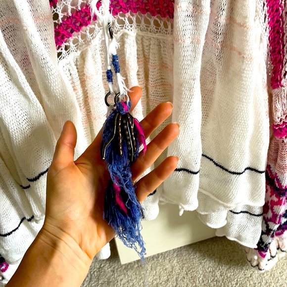 Free people sweater. - Picture 4 of 6